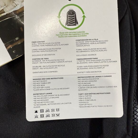 Lolë Quilted Black Backpack Fits 17” Laptop Padded Back - Picture 7 of 7